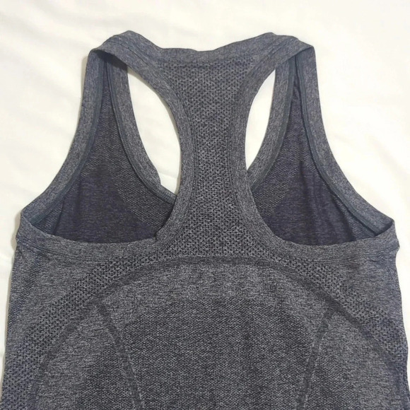 Athleta Momentum Tank Top, Color Gray Size M - Picture 9 of 15